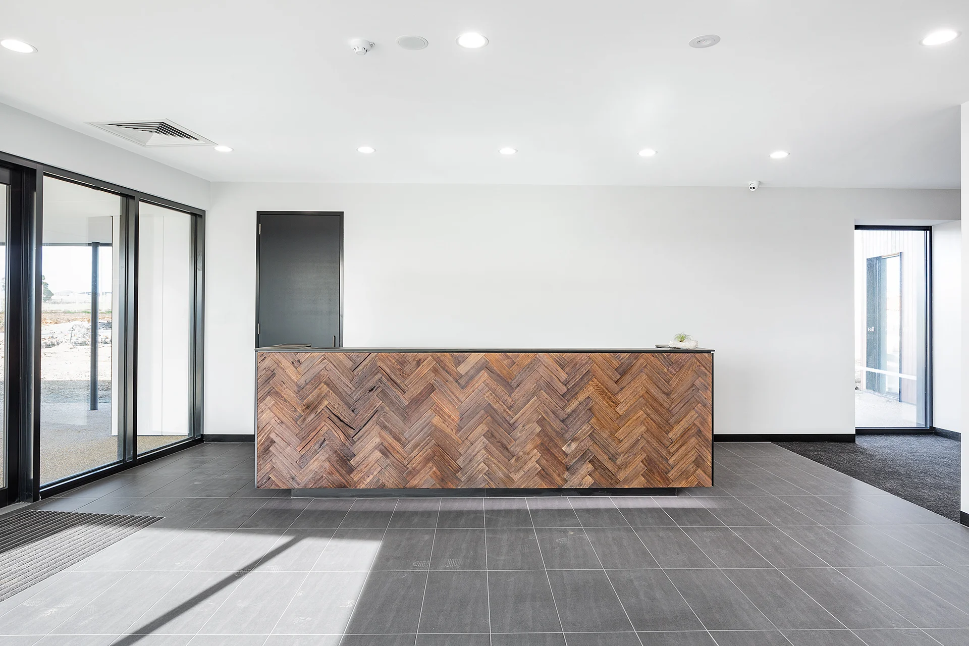 PS_0001_758_Dandenong_HastingsRd_035.jpg