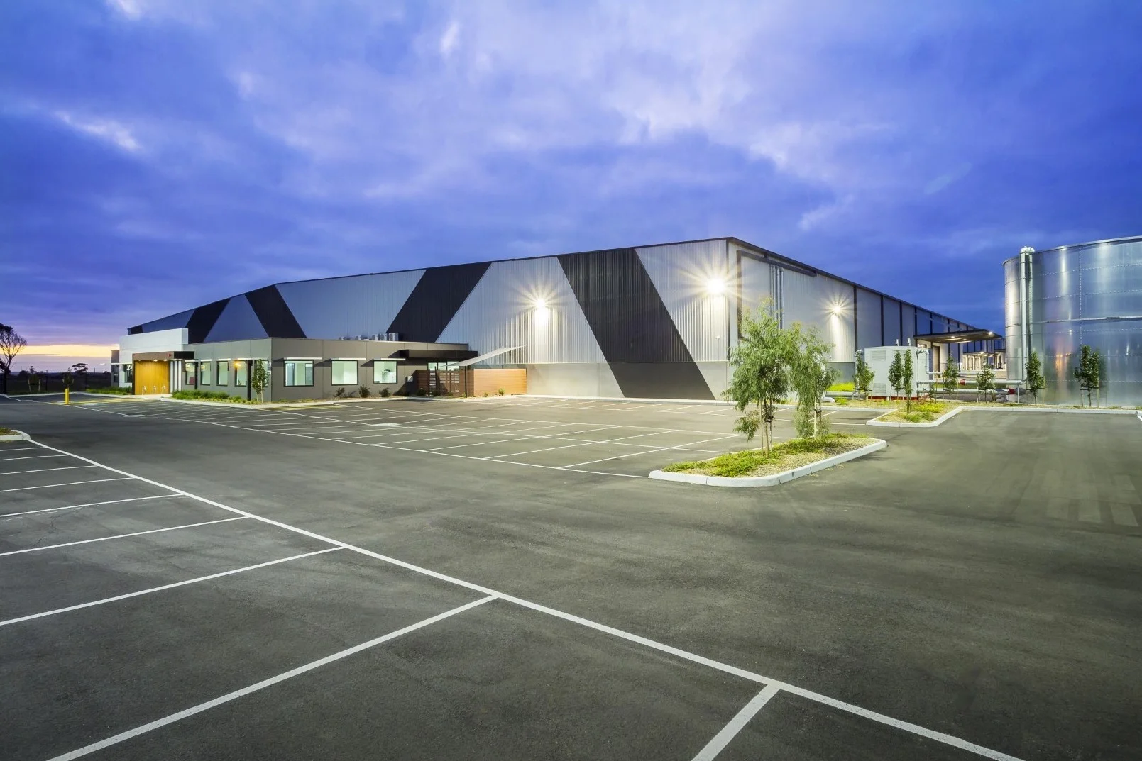 Albi Imports  Truganina, VIC  28,000m2 Client: Texco