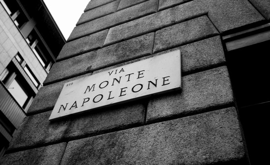 milano_via_monte_napoleone.jpg