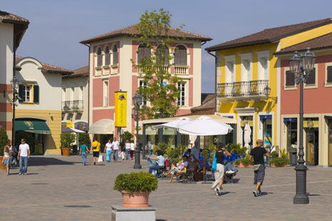 outlet-serravalle-scrivia.jpg