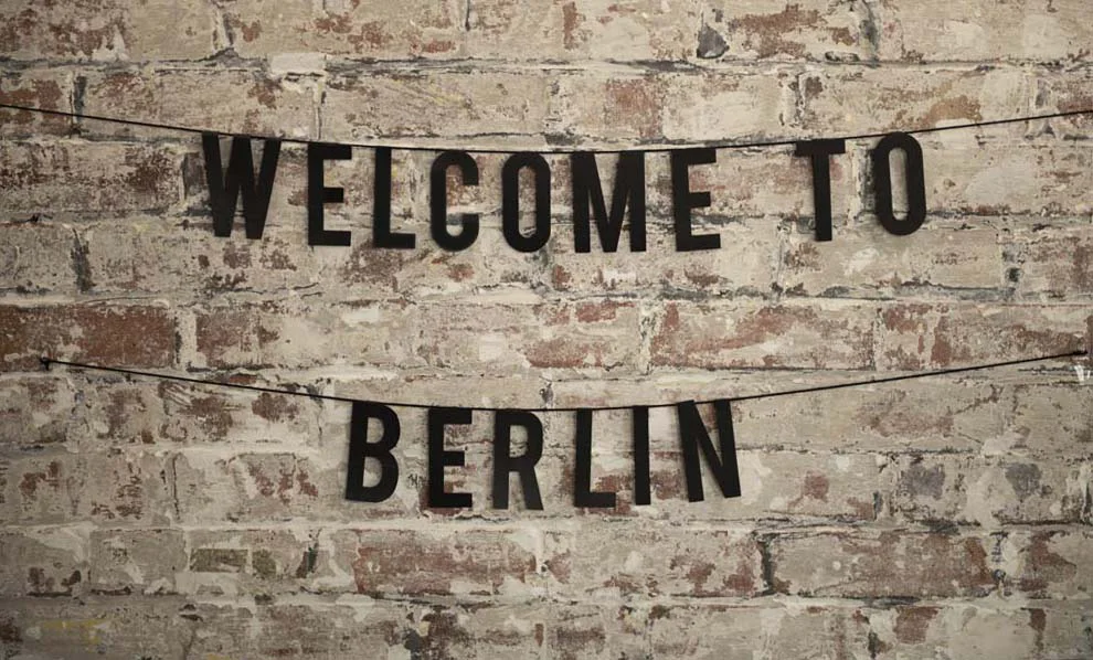 Moxon-Letter-Bunting-BERLIN-1-1500px.jpg