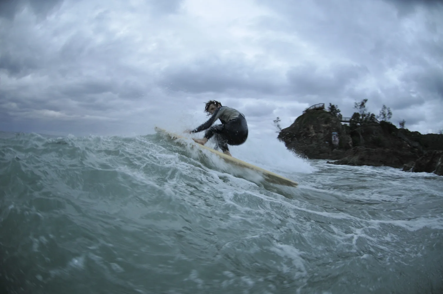 Derec Hynd/Surfer,Journalist