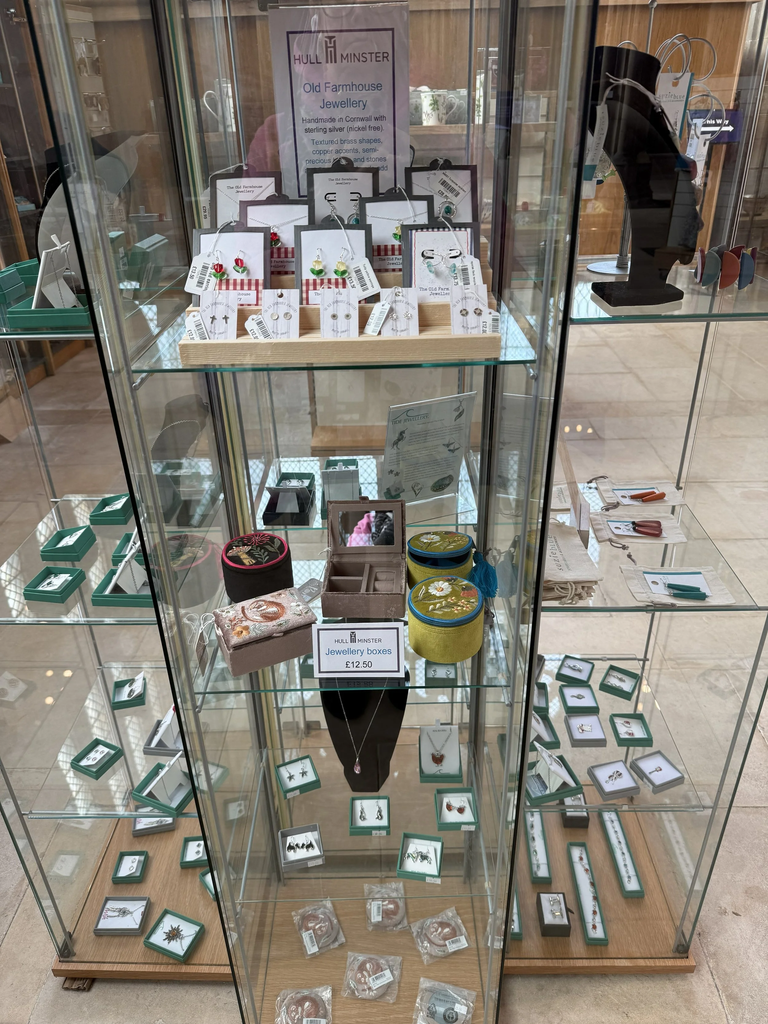 IMG_9645  jpeg jewellry.jpeg