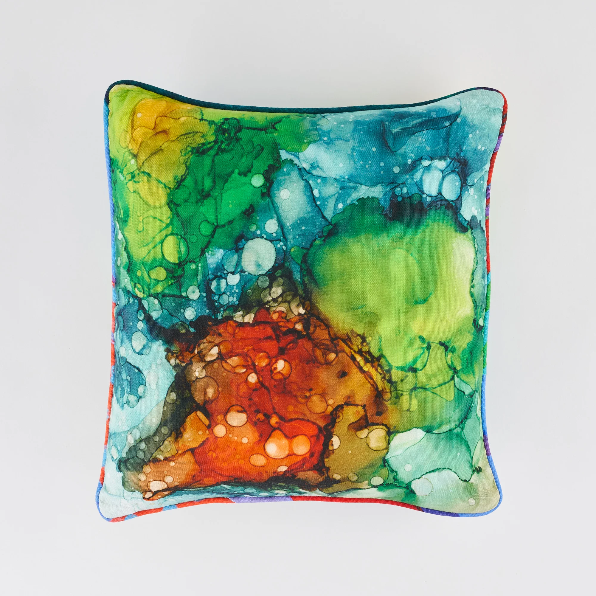 SO KLARA_MAUPITI_cushion_07.jpg