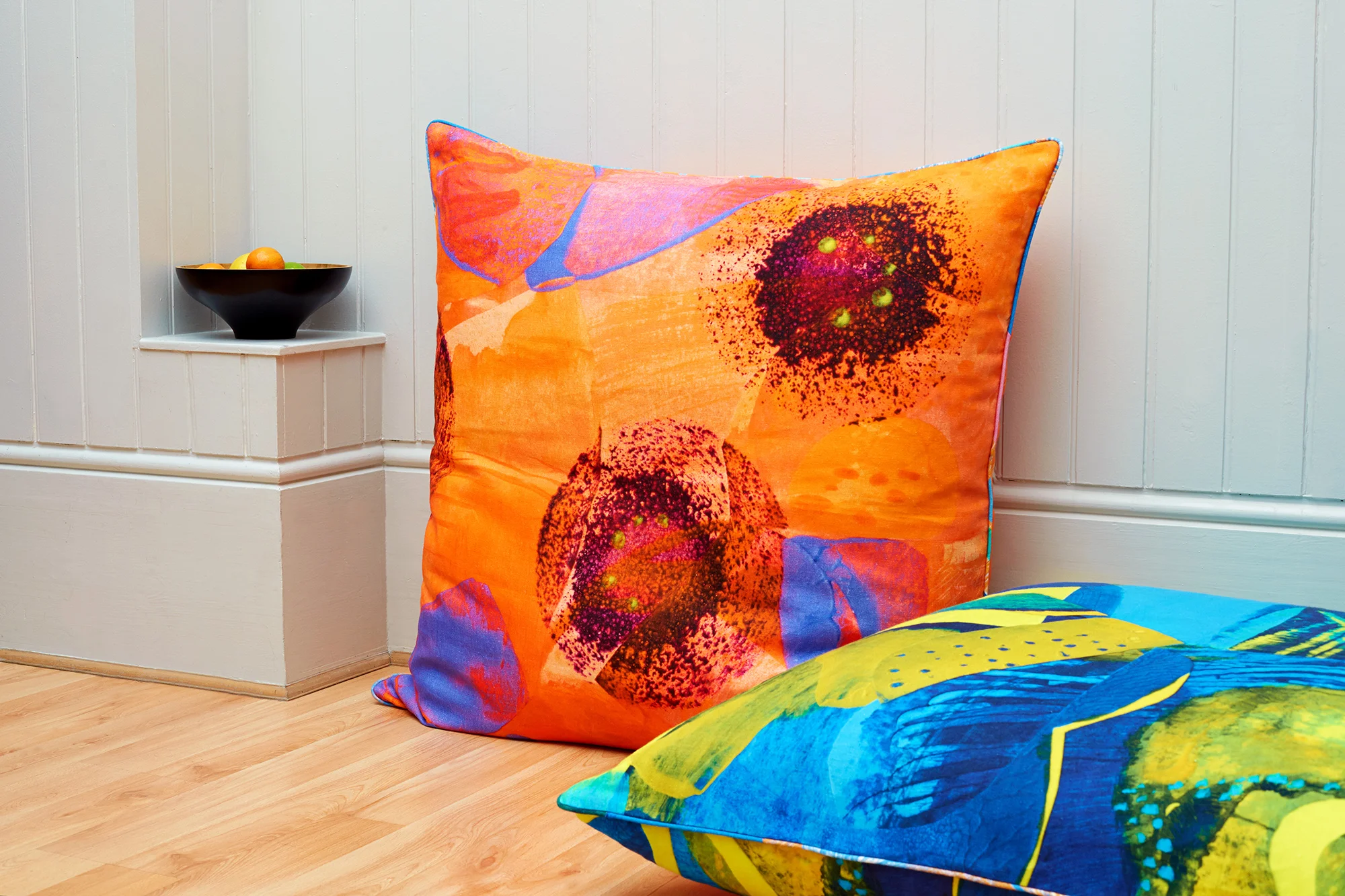 SO KLARA_PoppyFlowers_Cushion_02.jpg