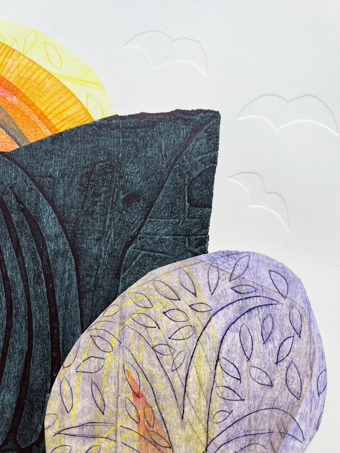 Delicate details&hellip;..

#curatedart #reliefprinting #mixedmediaartist #interiorinspirations