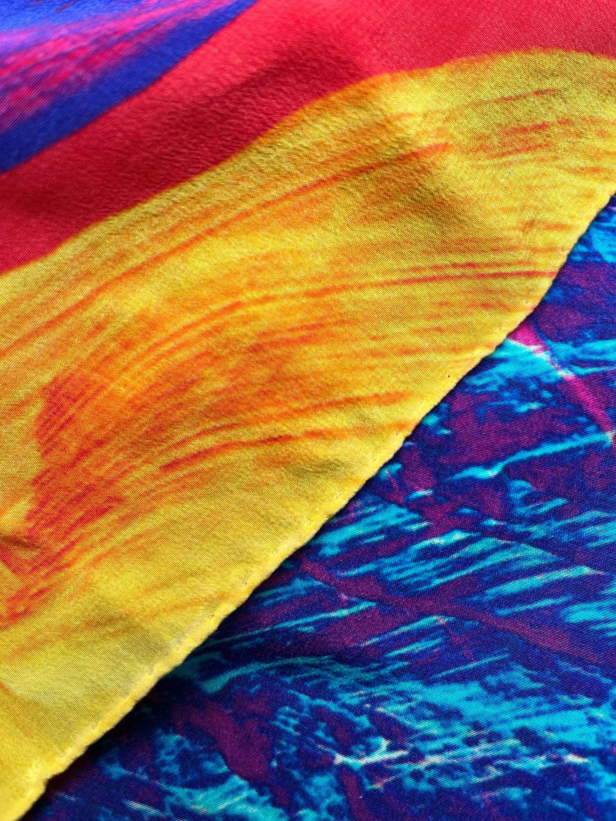 SO_KLARA_VIOLETTA_SilkScarf_StitchingDetail.jpg