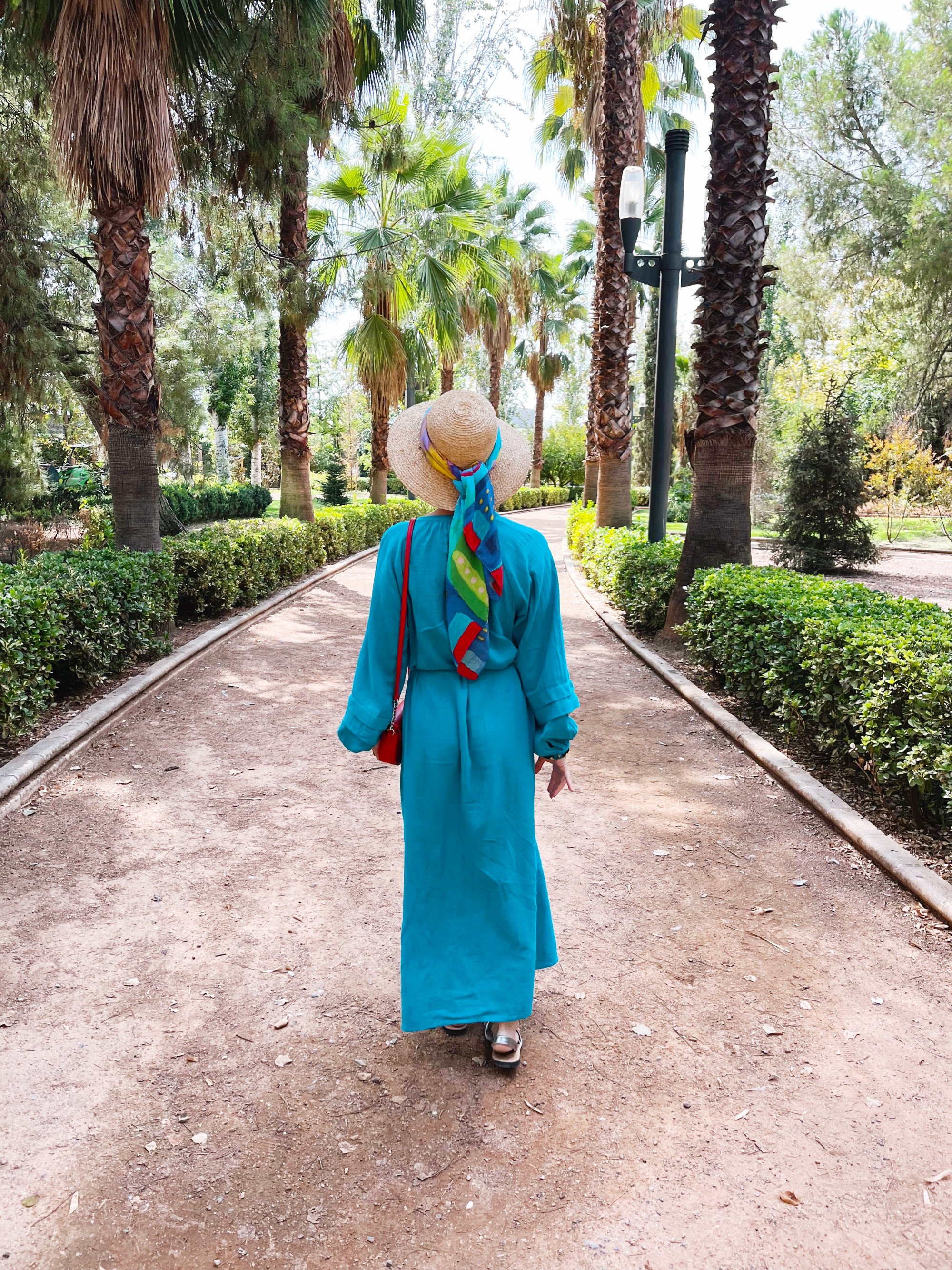 SO_KLARA_Riviera_SilkScarf as Headscarf.jpg