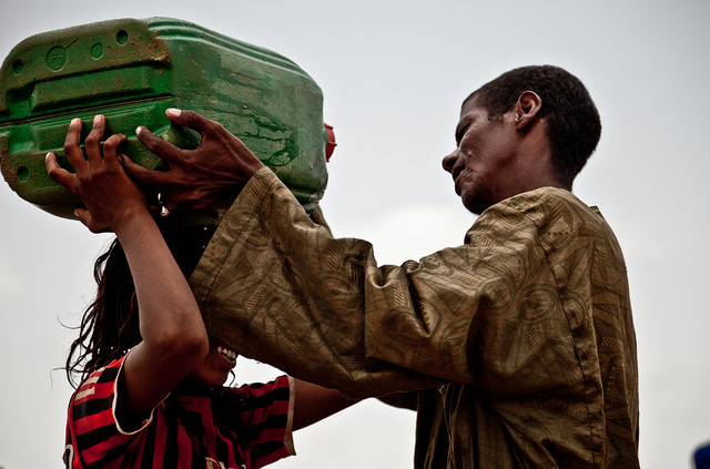 Resilience and Poverty Escapes 