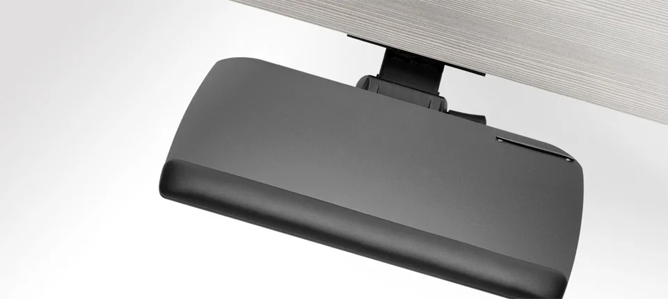 This system features our most popular platform for straightaways combined with the Pinnacle 2™ Value Arm. In-line mouse surface provides ability to quickly reverse position of keyboard and pointing device.