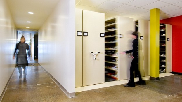 Business_Mobile_Shelving_Storage_07.jpg