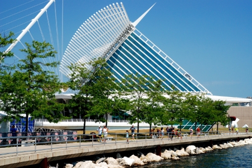 The Milwaukee Art Museum is very cool inside and out.