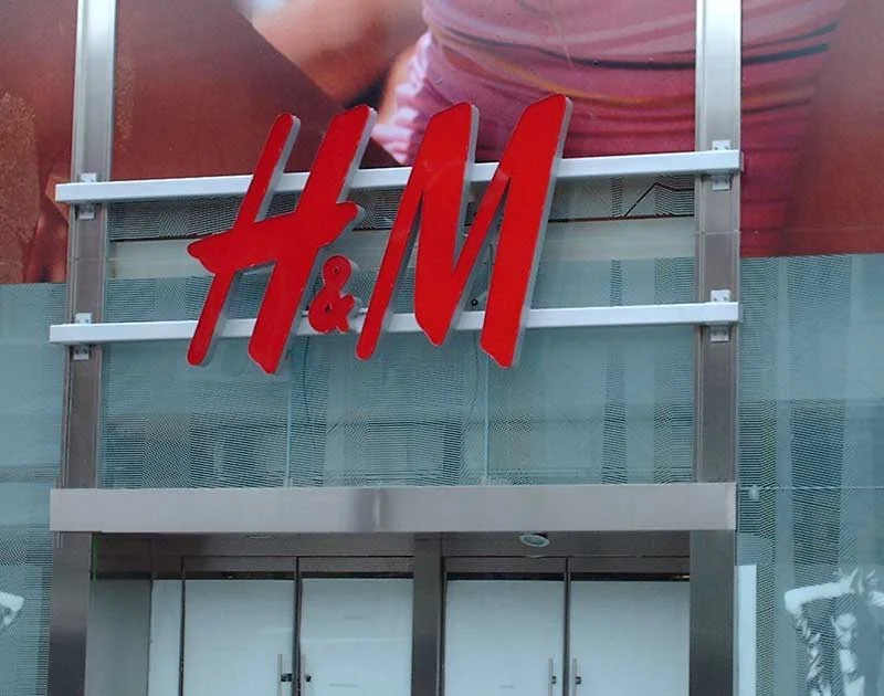 Suspended LED Illuminated Channel Letters ~ H & M