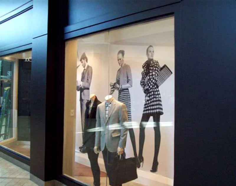 Re-occurring Canada Wide Mural Roll Out ~ Club Monaco
