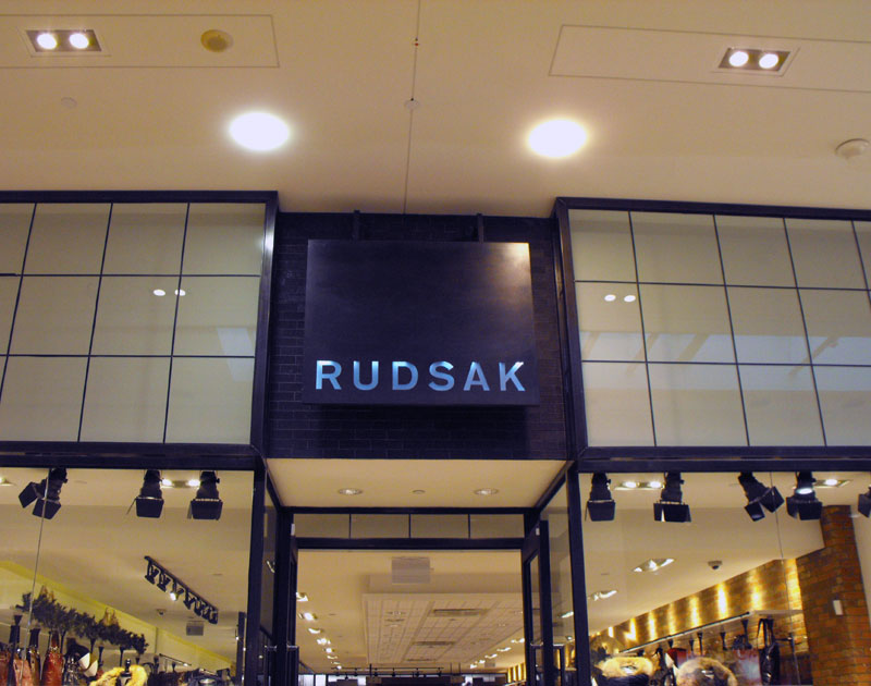 Square One Shopping Centre ~ RUDSAK