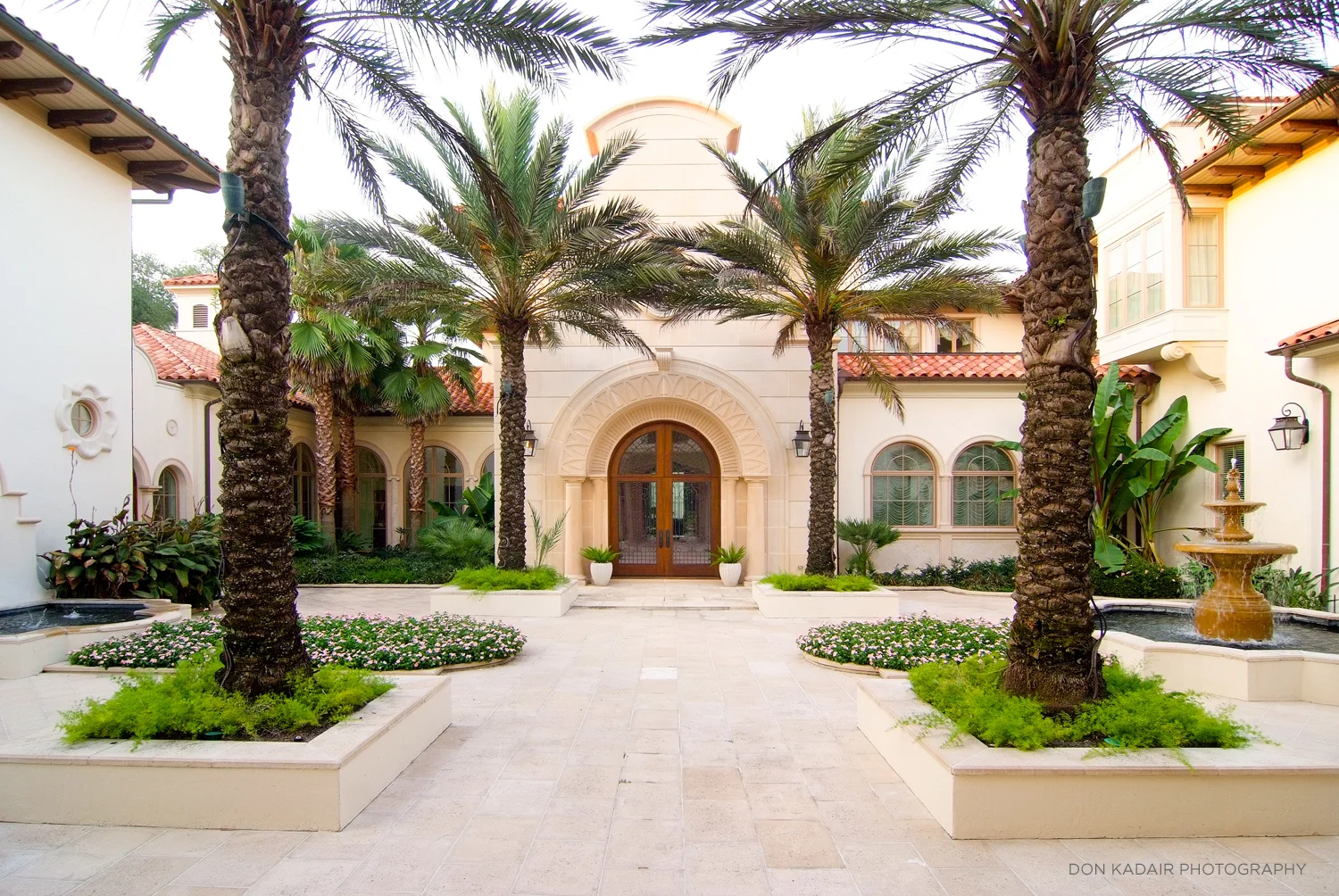 Villa 004.jpg