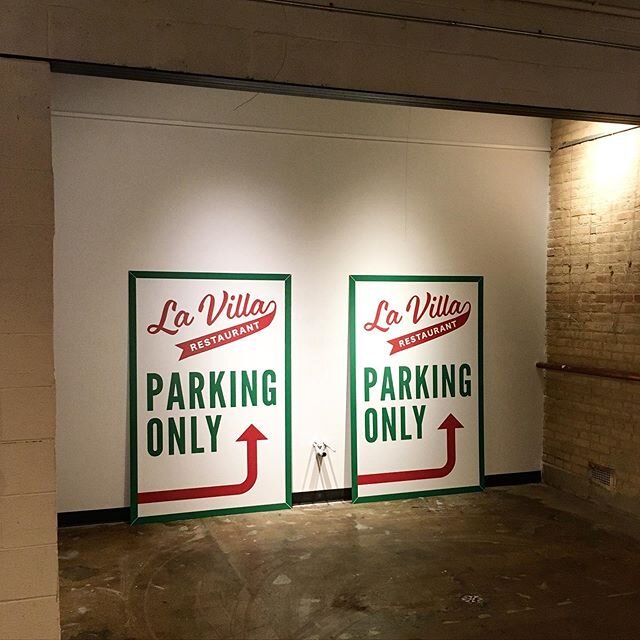 A little gallery shot before heading out into the wild.  #signs #directionalsigns #lavilla #lavillarestaurant #chicago #chicagosignsystems #parking