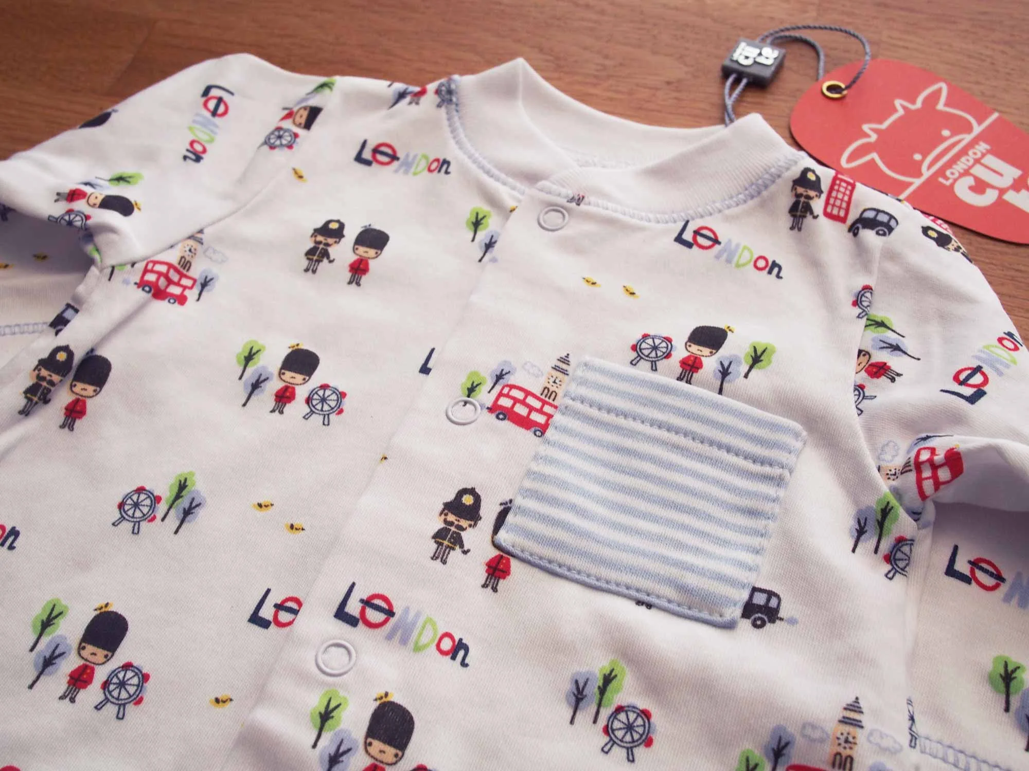 very cute baby clothes