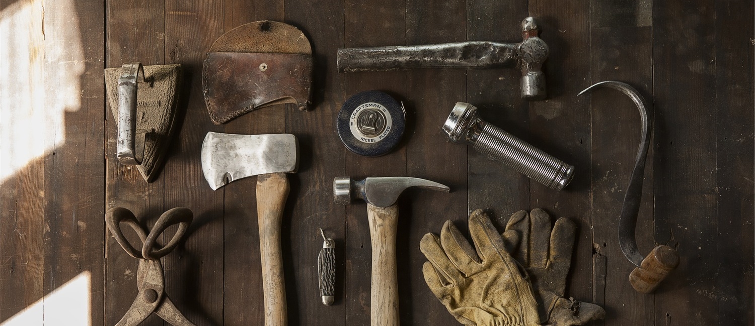 Small tools can make a big difference. (photo: unsplash.com)