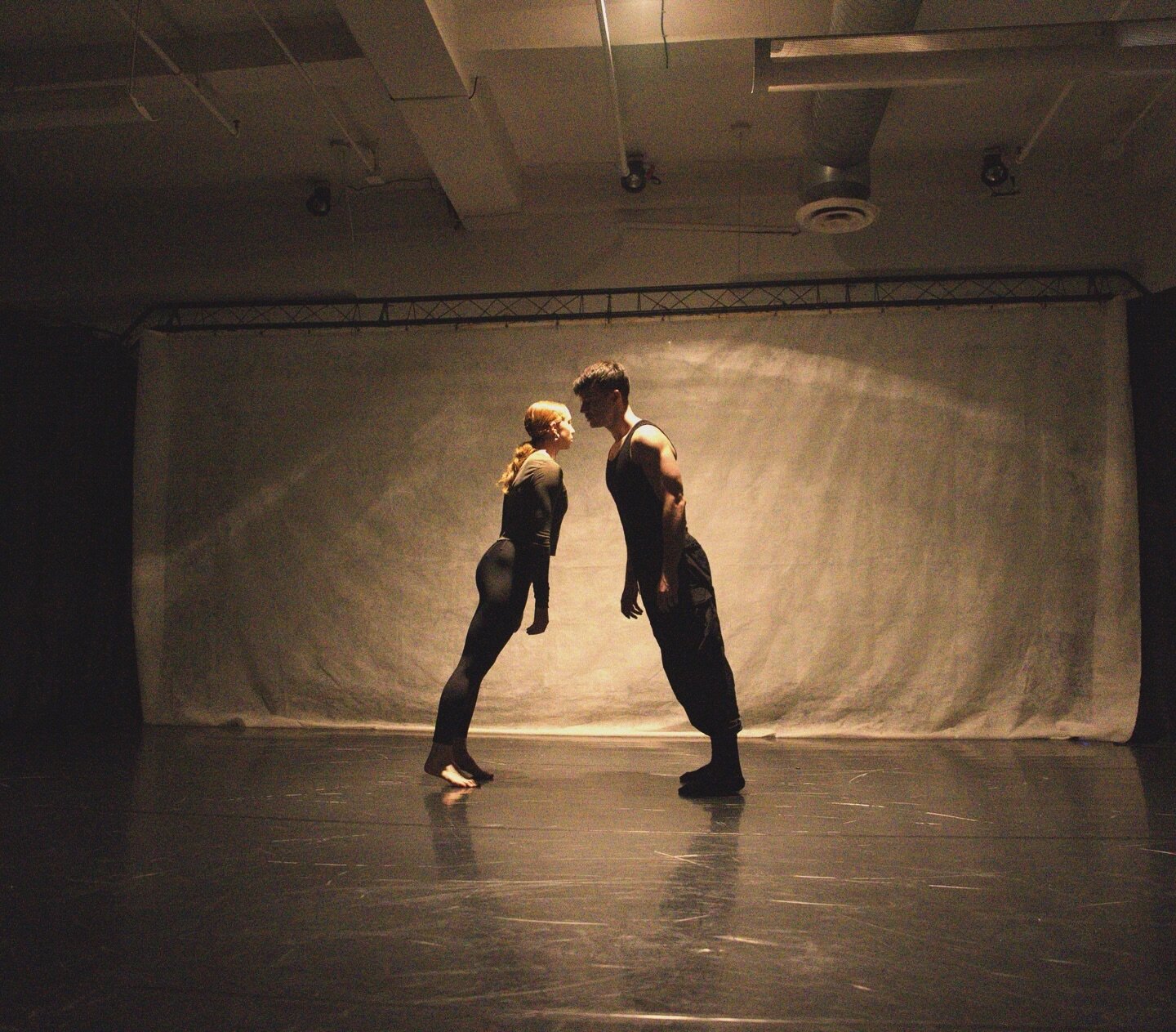 Throwback to our Fall Dance Series!

Company members Ci Diaz and Kaitlyn Soloway performing &ldquo;One Last Night&rdquo; an excerpt of our full length show currently in production. 🌗✨

📸: @christabelletan 
🧠: @pmtthedancer 
💃🕺: @cidiaz__  @katie