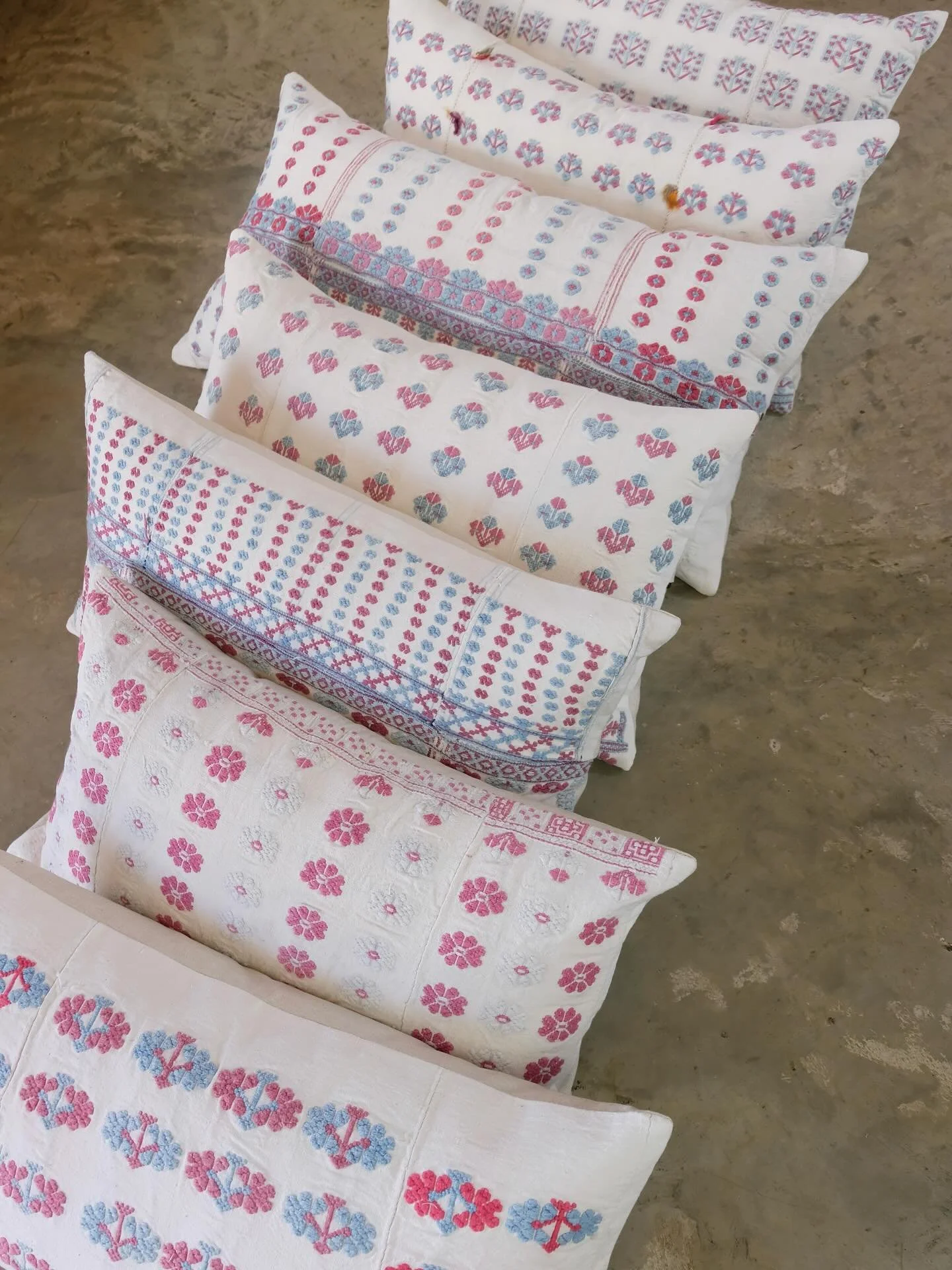 Added these babies to the website yesterday ๐ซถ๐ป #antiqueturkishtextiles #pomaktribe #cushions #perfectlyfaded #redandblue #newcollwction #rawplasterstudio