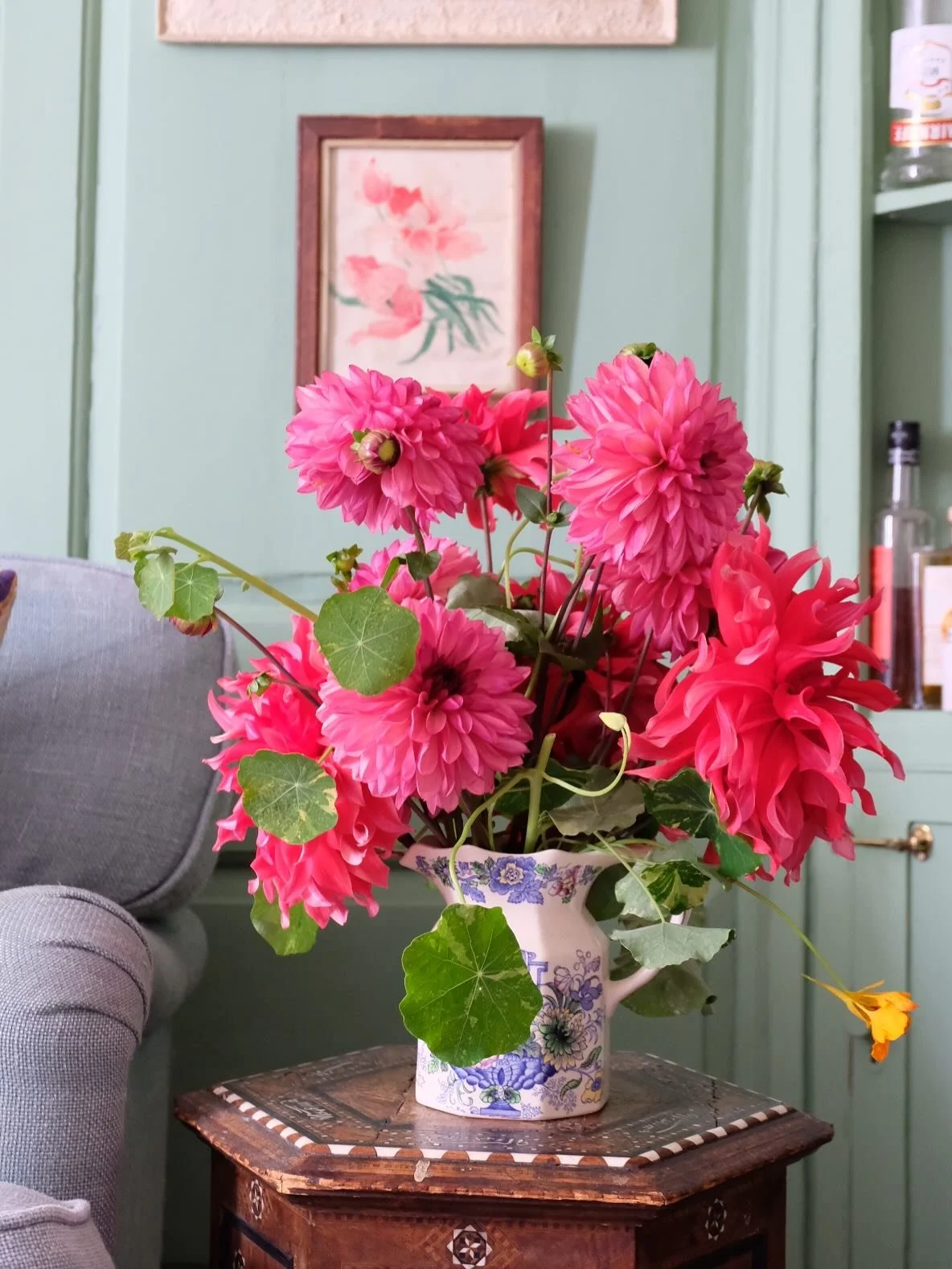 Garden haul - Dahlias and nasturtiums ♥๏ธ #dahliamania #gardenhaul #home #breakfastroomgreen #flowerpower