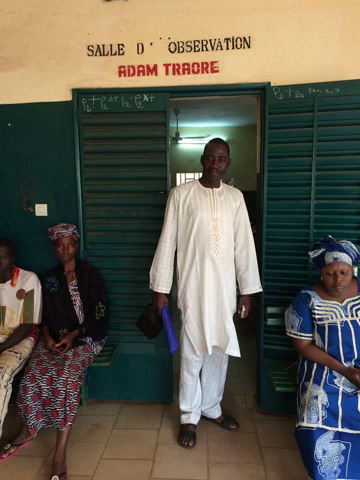 The 'observation' room that we built with donations from GAIA supporters - equipped by the Adam Traore family. Buildng out a clinic takes a village...