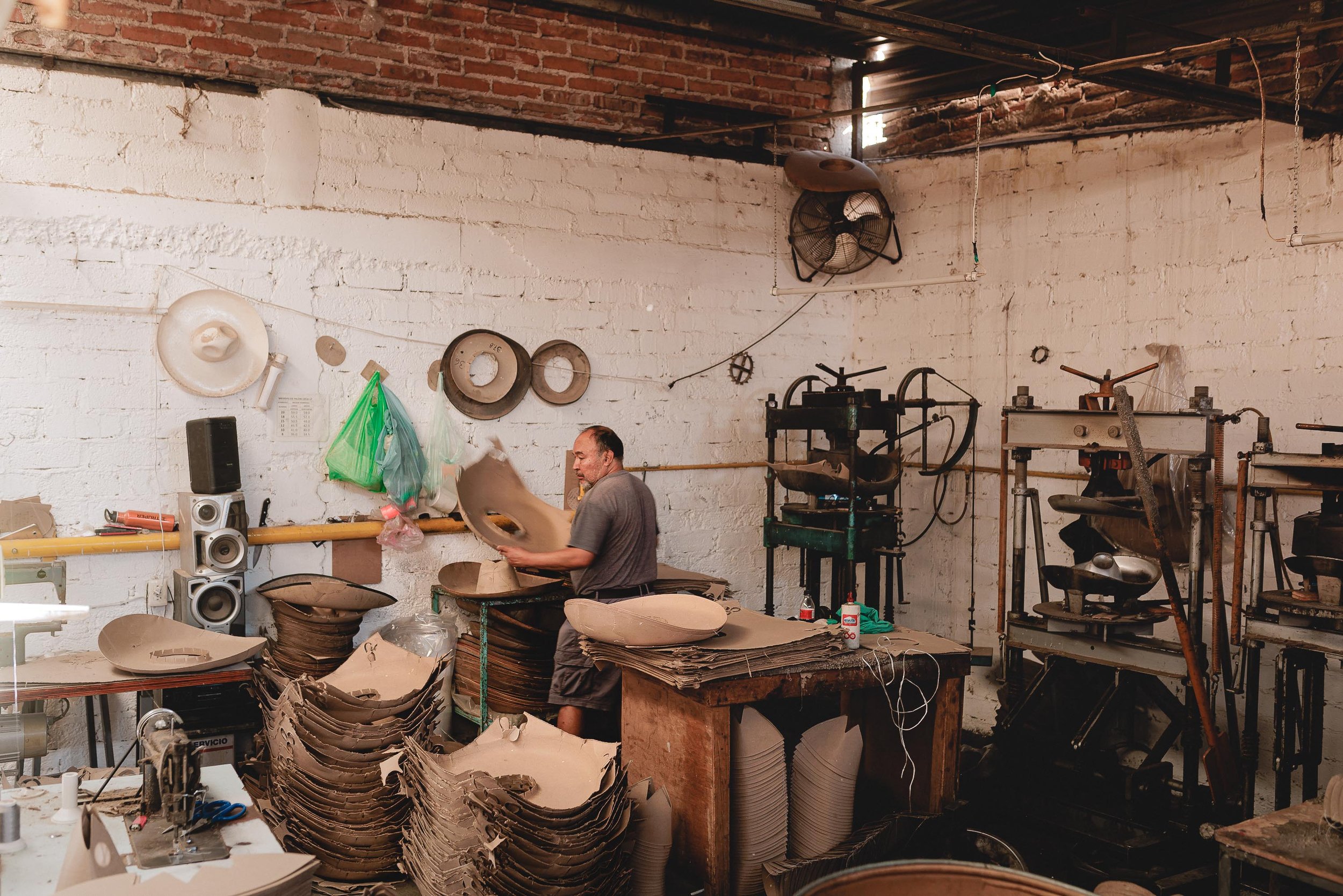 untitled -221215162807.jpg