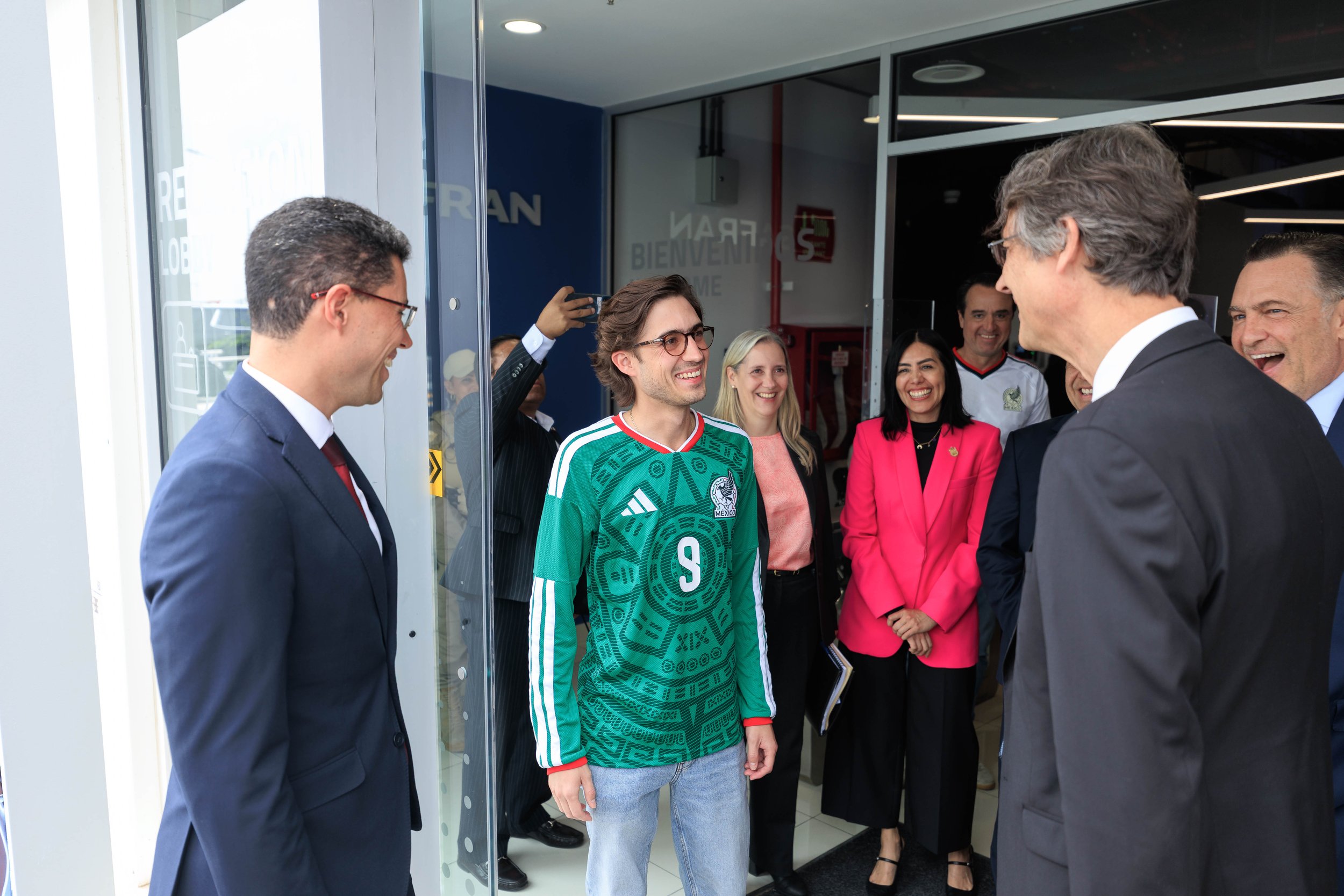 260630120838-ALX25112-Safran Queretaro SAESA inauguracion.jpg