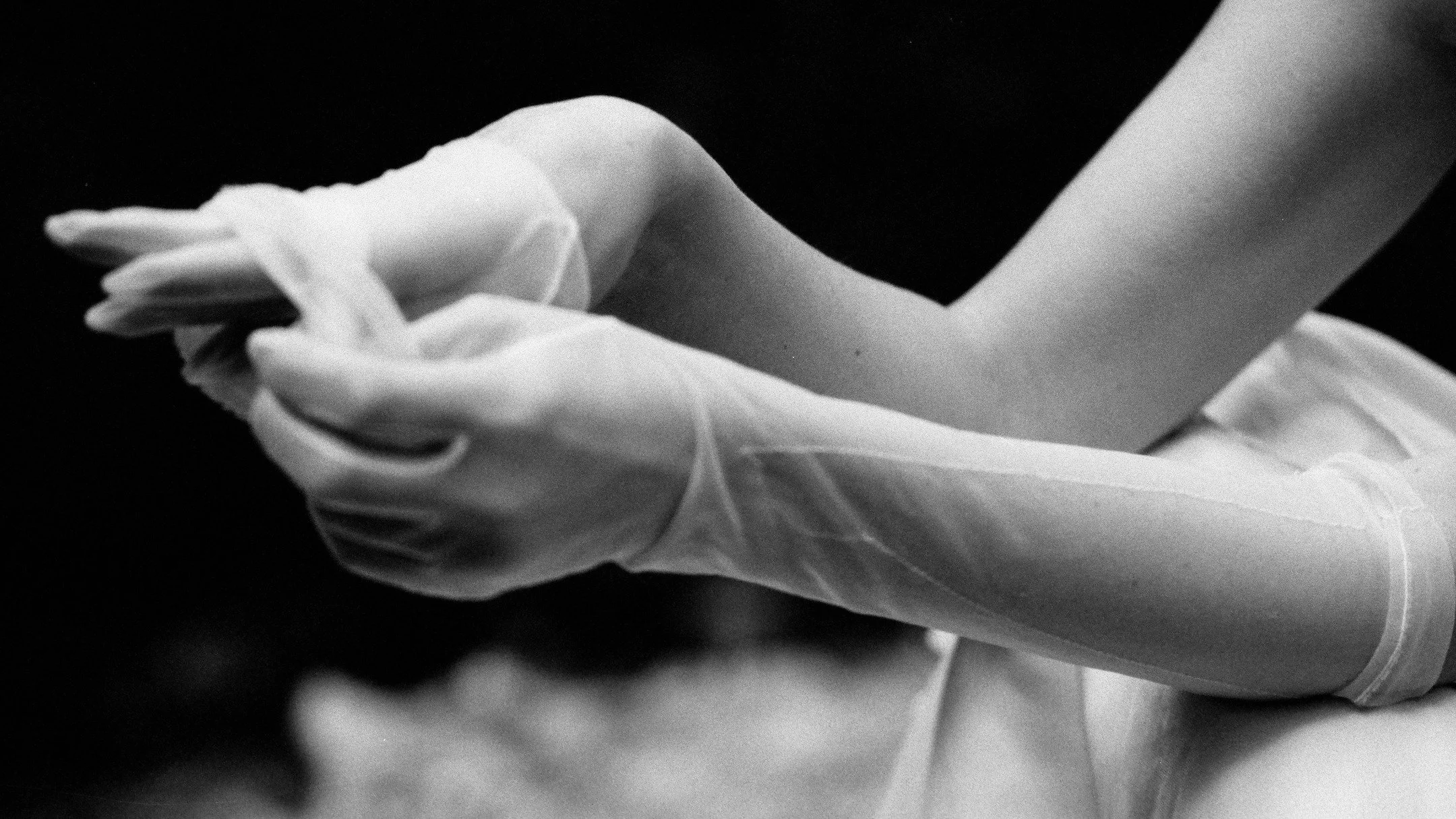 Day 3 of my Sharing at @disir.denmark @disir.nordic. 

Today, about what led me to the camera​.

I didn&rsquo;t set out to become a photographer. The camera arrived sideways, through an unexpected doorway.

I was living in San Francisco then, working