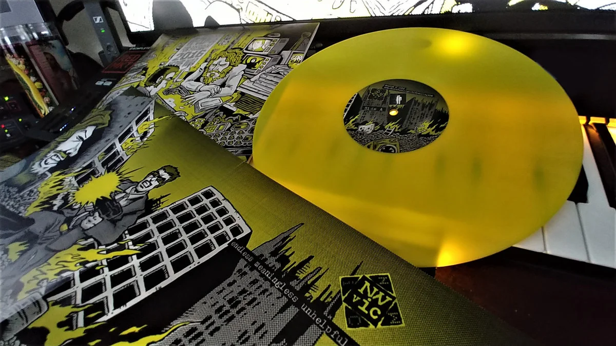 Vinyl_02.jpg