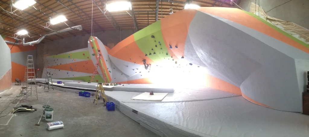 The Wall Construction San Diego – Photographs