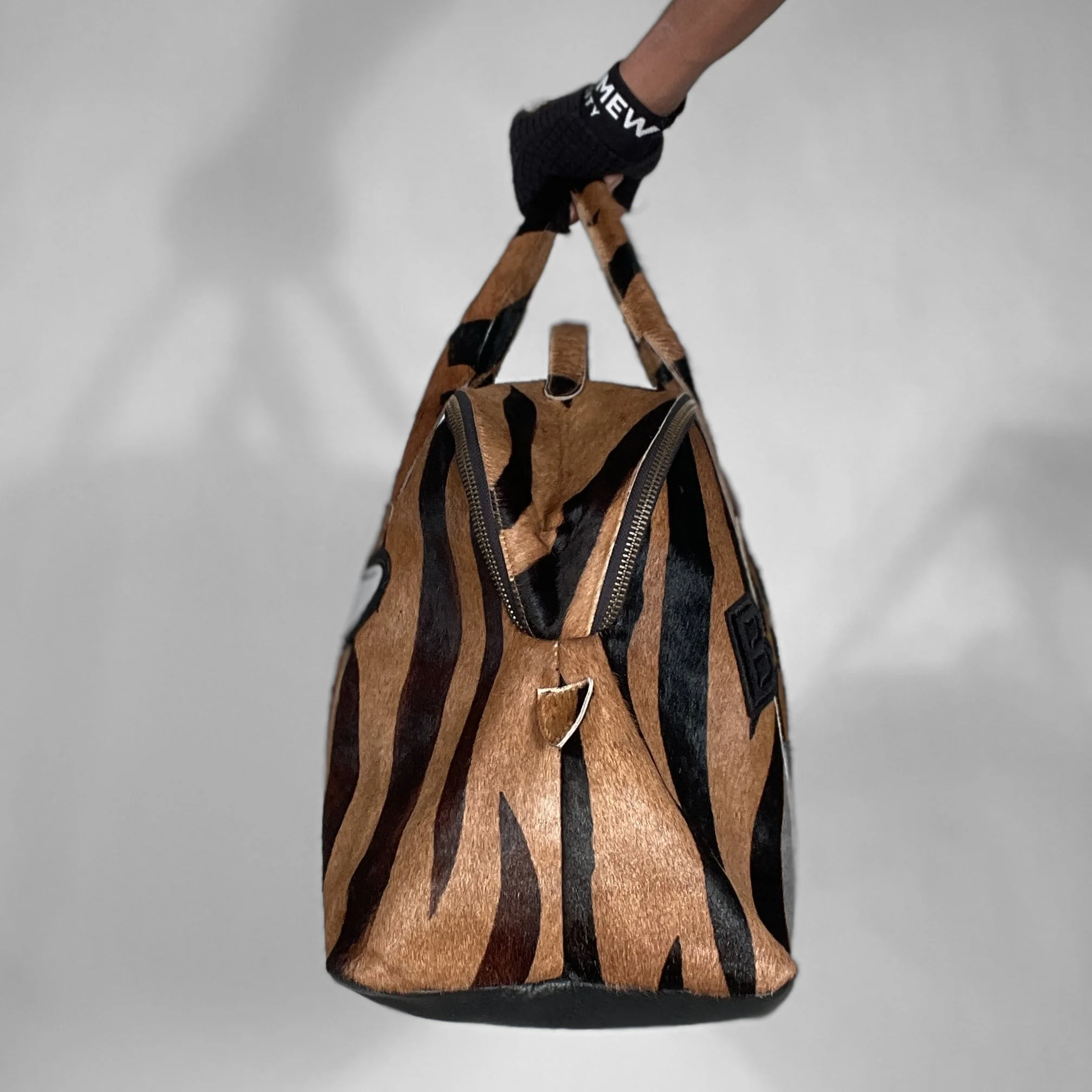 AW 22 - Duffel bags TIGER 1.jpg