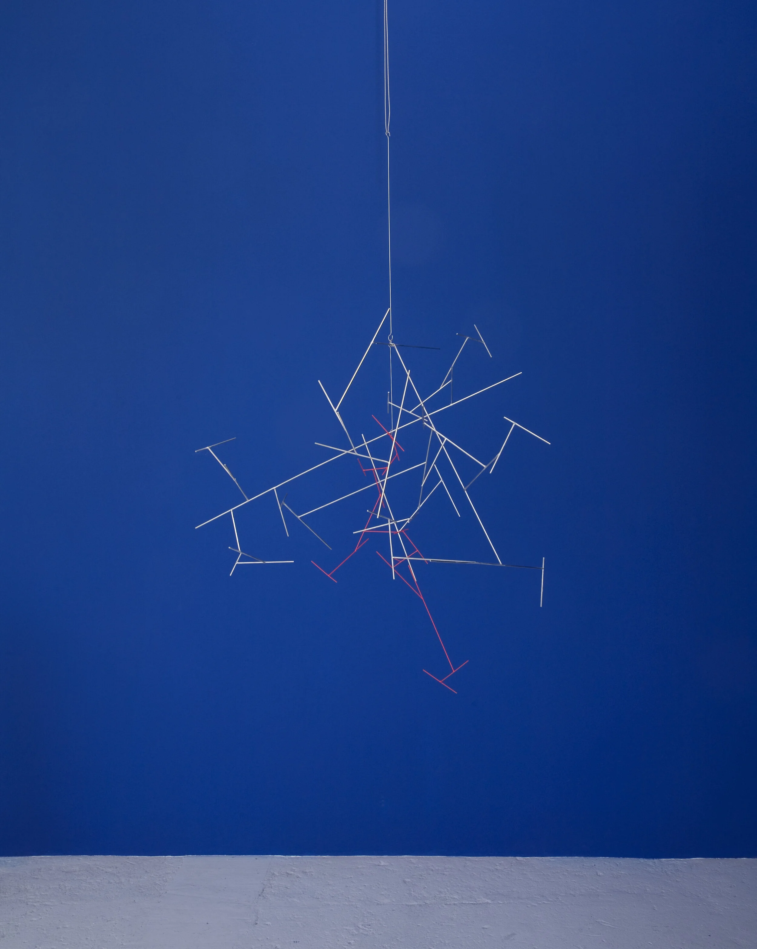 Red Object 22:36 , 2012 stainless steel and red pigment 36 x 33 x 28 inches; 91.4 x 83.8 x 71.1 centimeters
