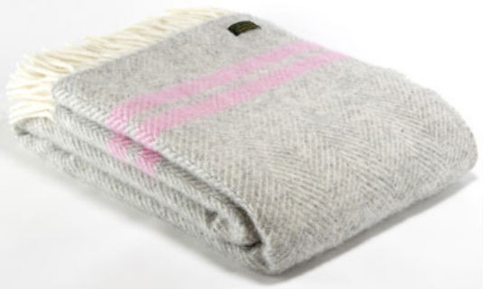 wool_throw_large_1024x1024.jpg