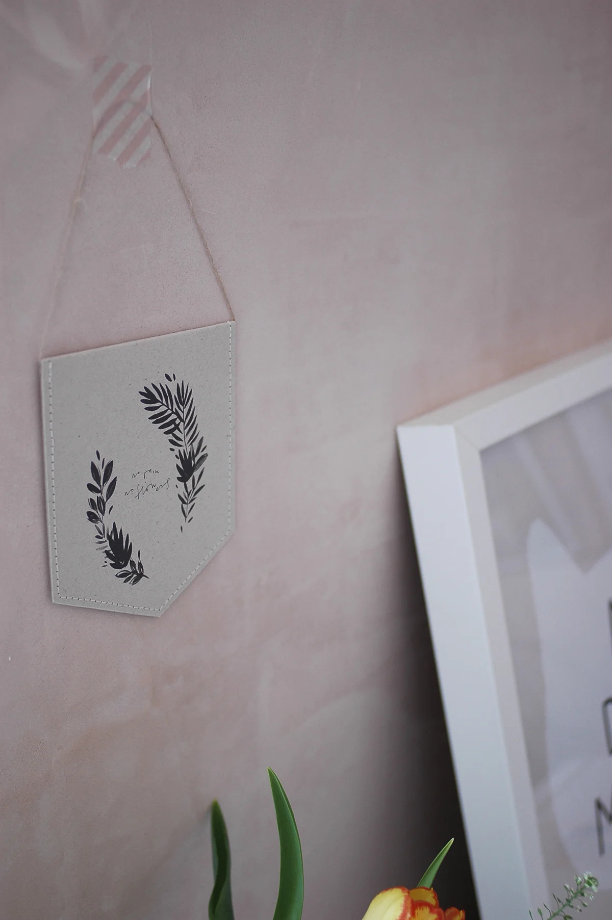 Mini wall hanging : Kate Housley 