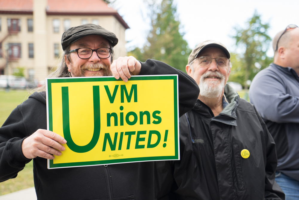 CCTA driver Jim Fouts showing solidarity with UVMers.jpg