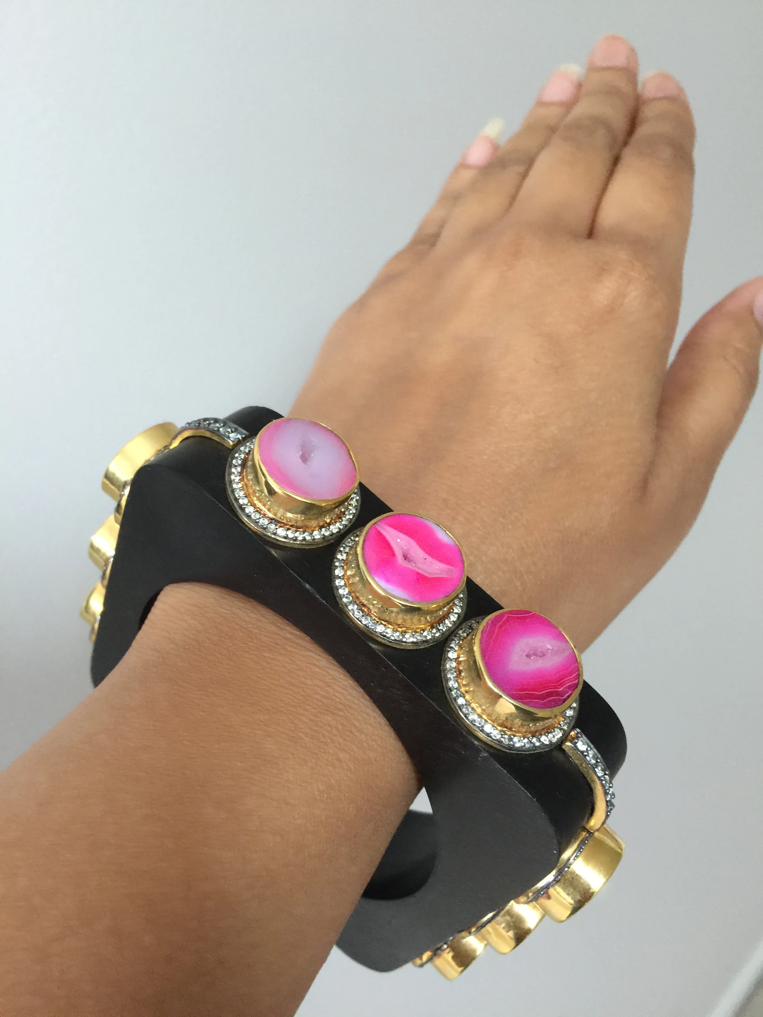 A8F717E4-8308-479A-94A1-F95FDB430494