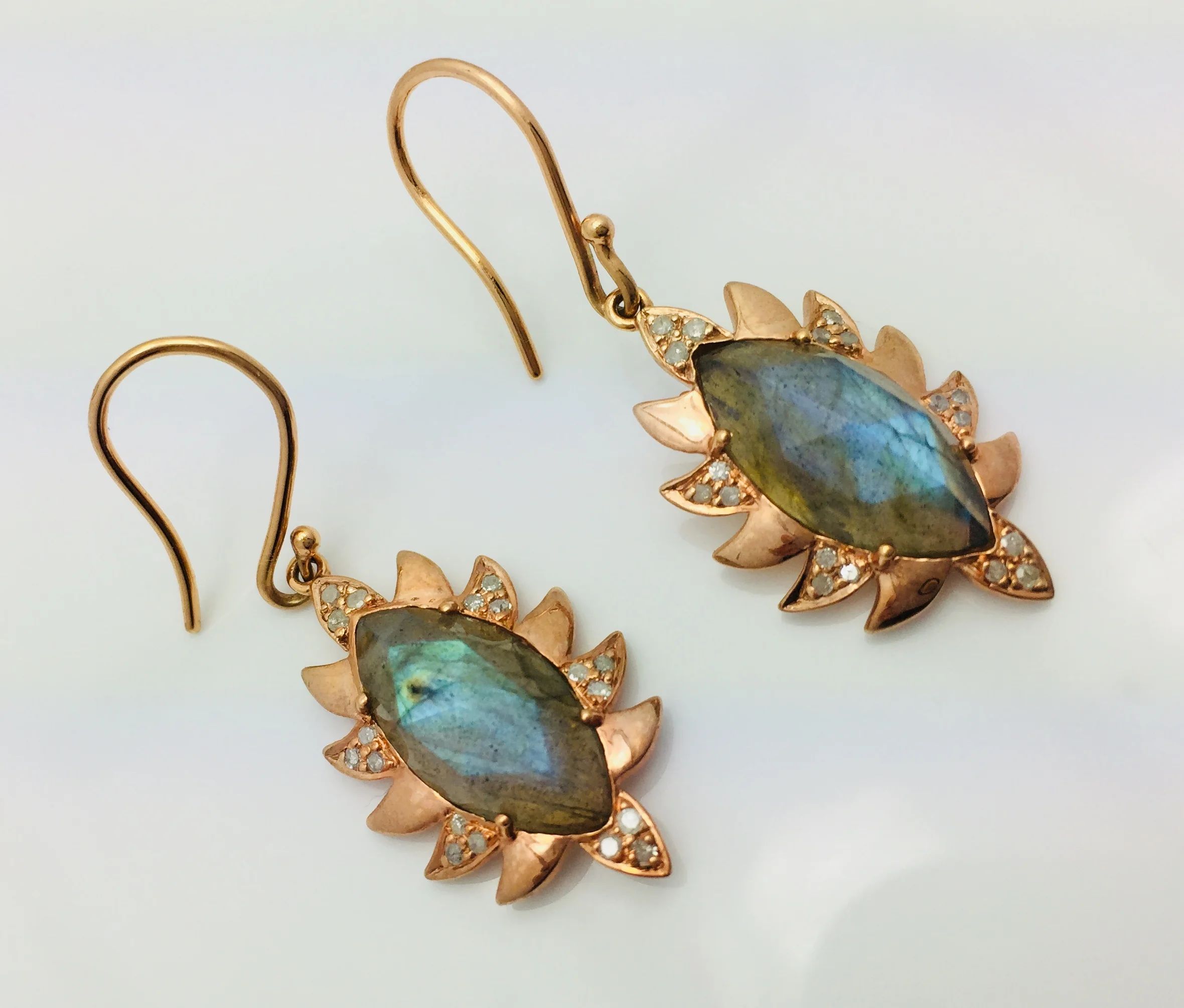 779D2888-3406-4D09-991D-44E5AD2587F2