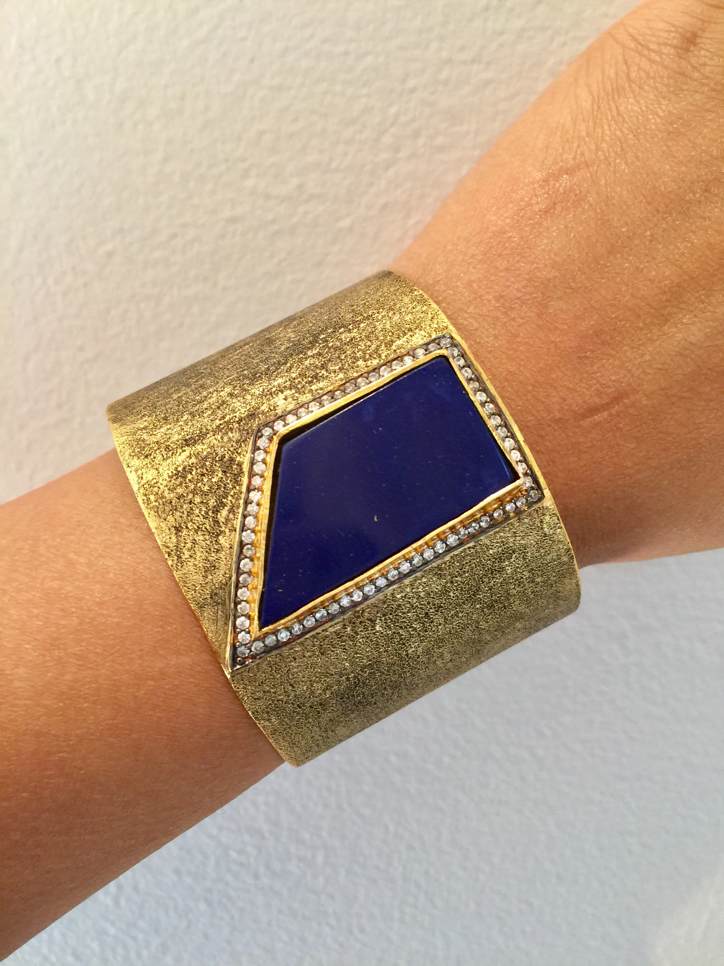 C0EE2525-8E59-474B-879E-673DB0E2C804