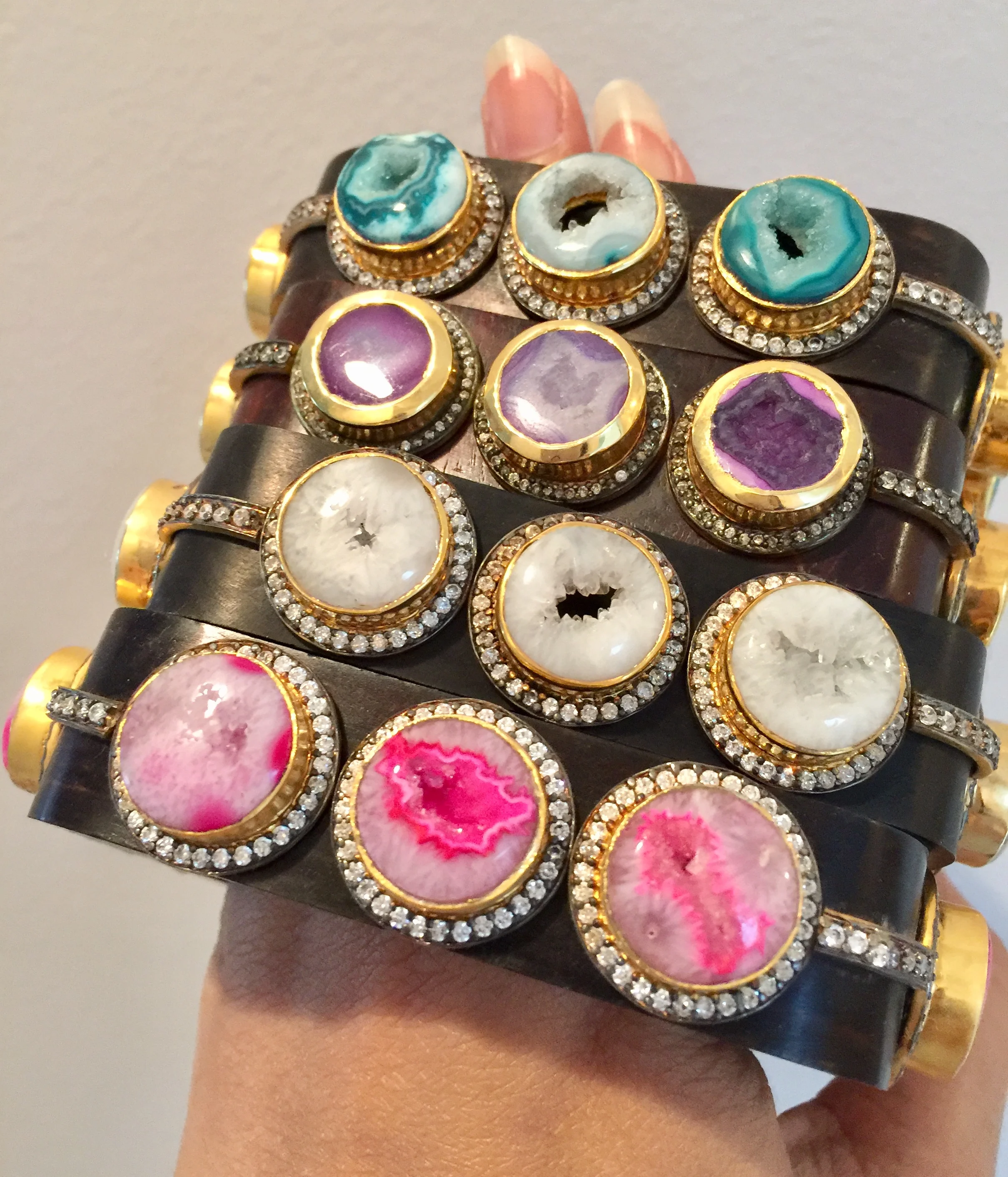 71F60C17-48FC-425A-ACDC-F6992802E027