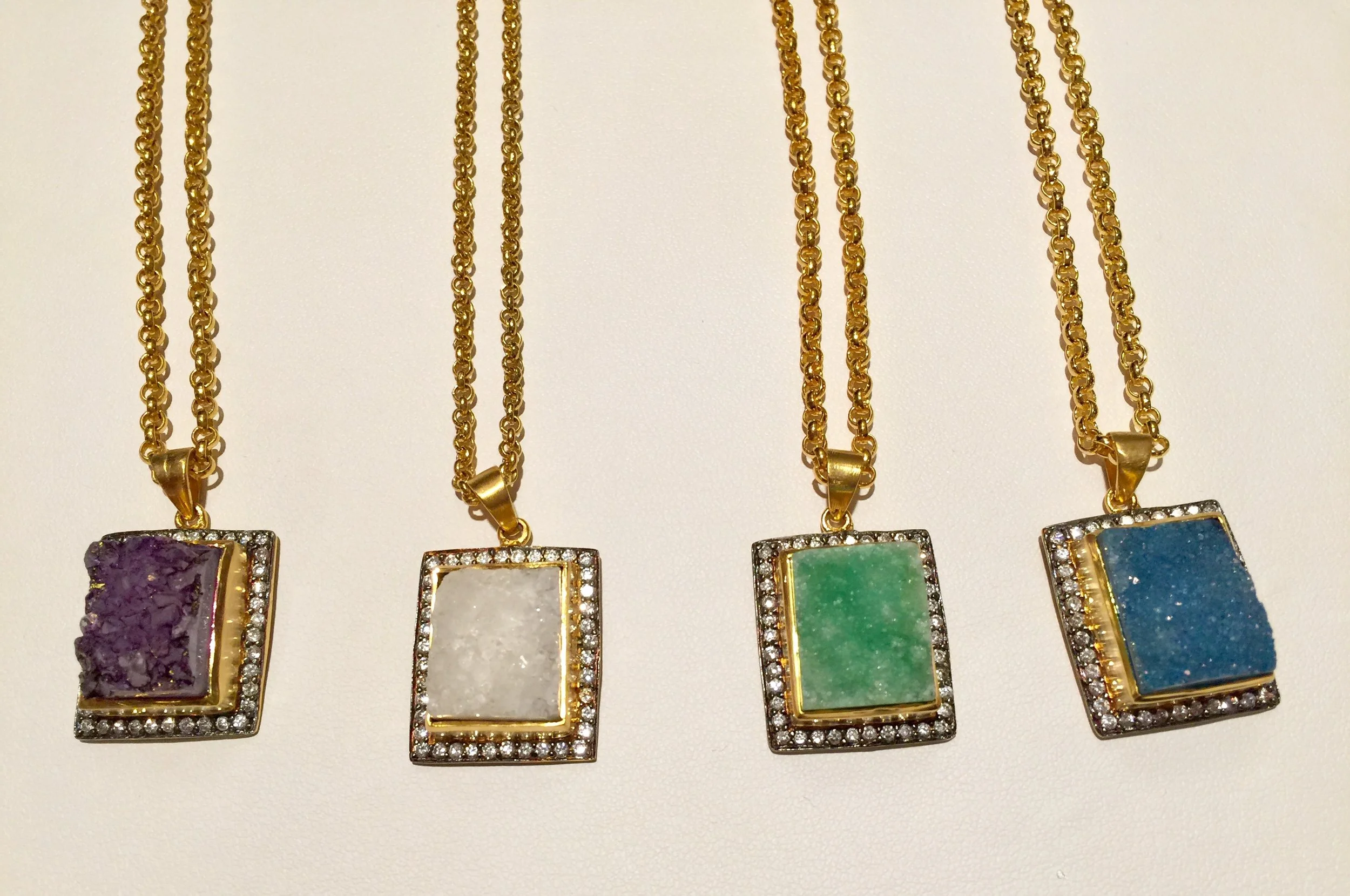 7E10B43E-0470-4BD1-8403-6478C8A1B31C