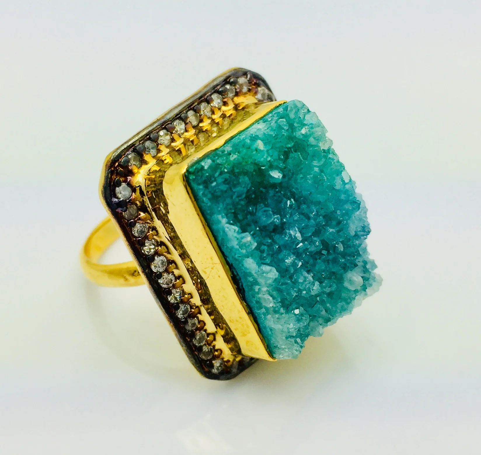 81ADB69F-7BBA-46B0-8DD3-73141D31B3C9