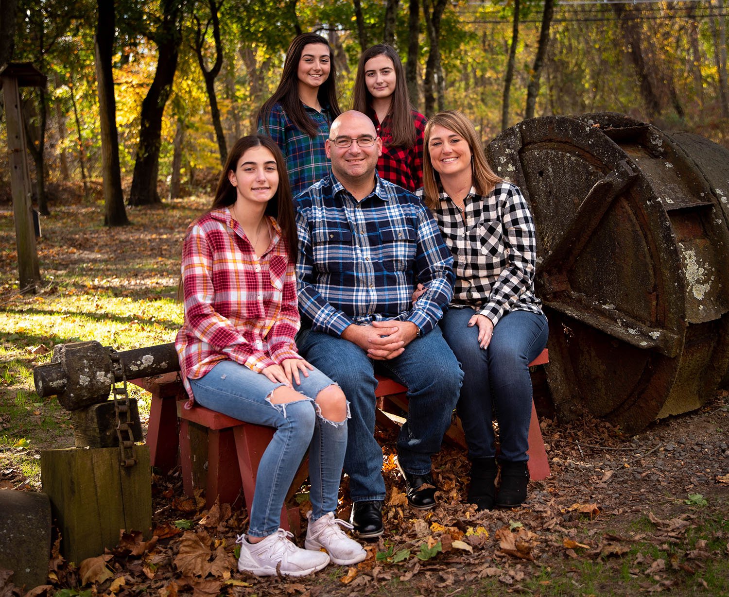 Family-Outdoor-Photos-Rustic.jpeg