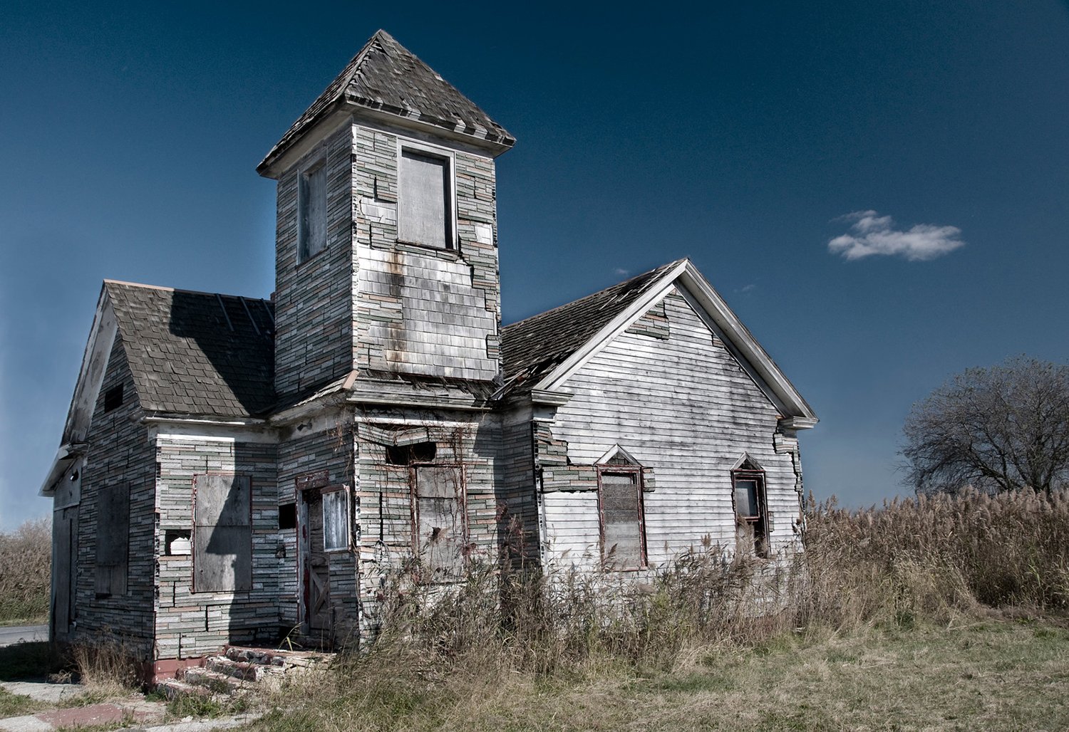 abandoned-house.jpg