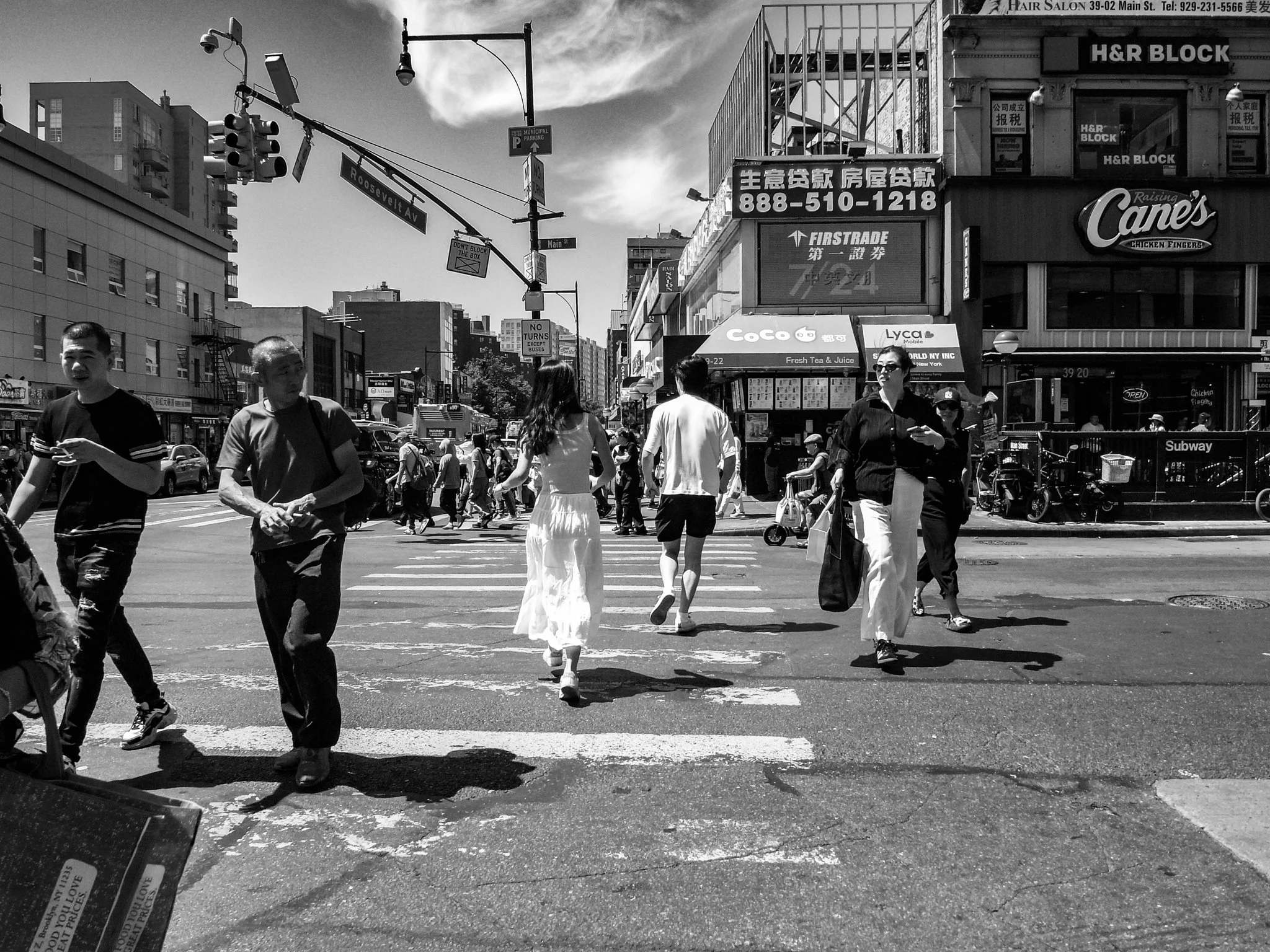 Black and White Street Photography in Chinatown Chicago-16956.jpg