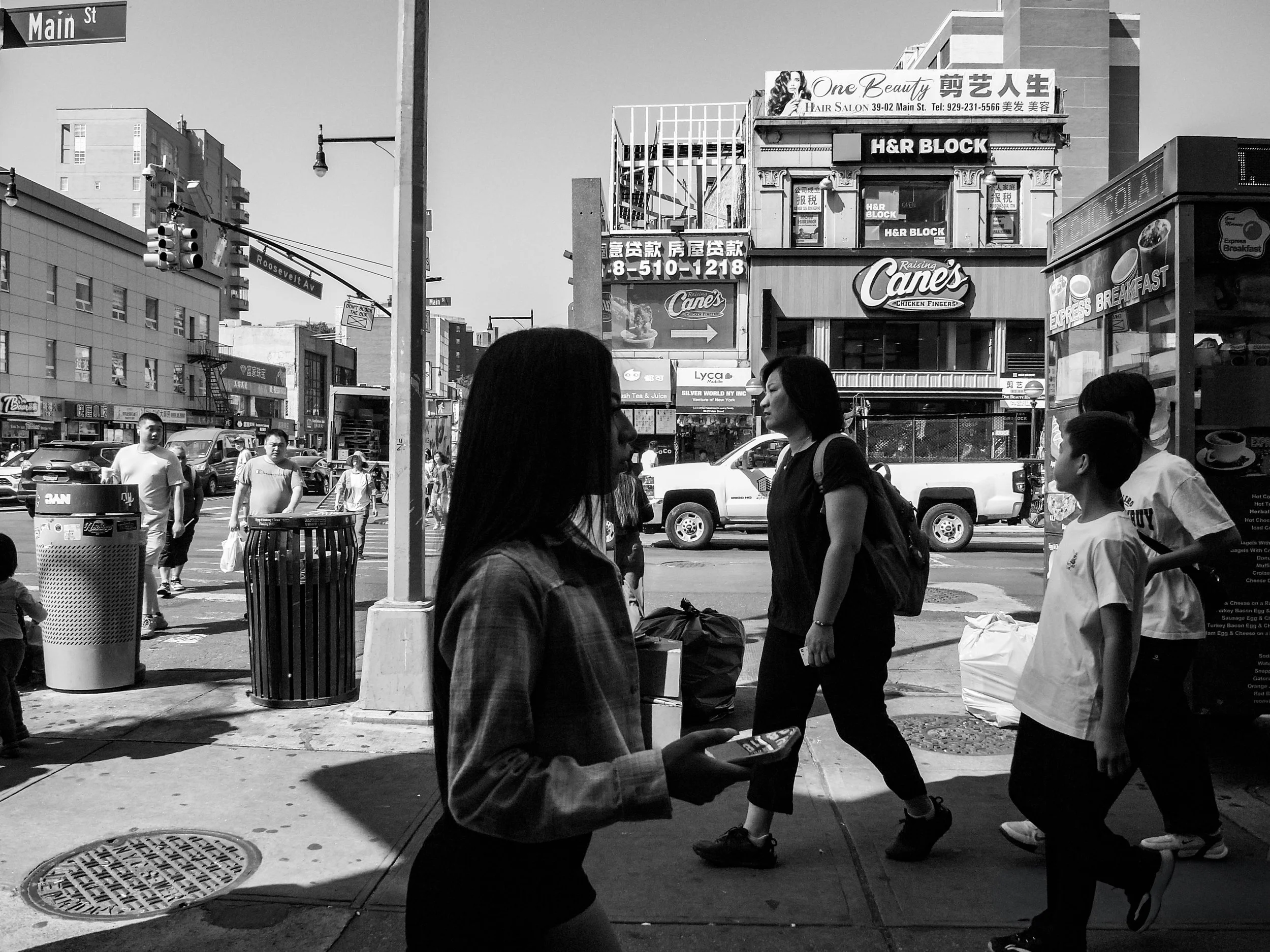 Black and White Street Photography in Chinatown Chicago-16979.jpg