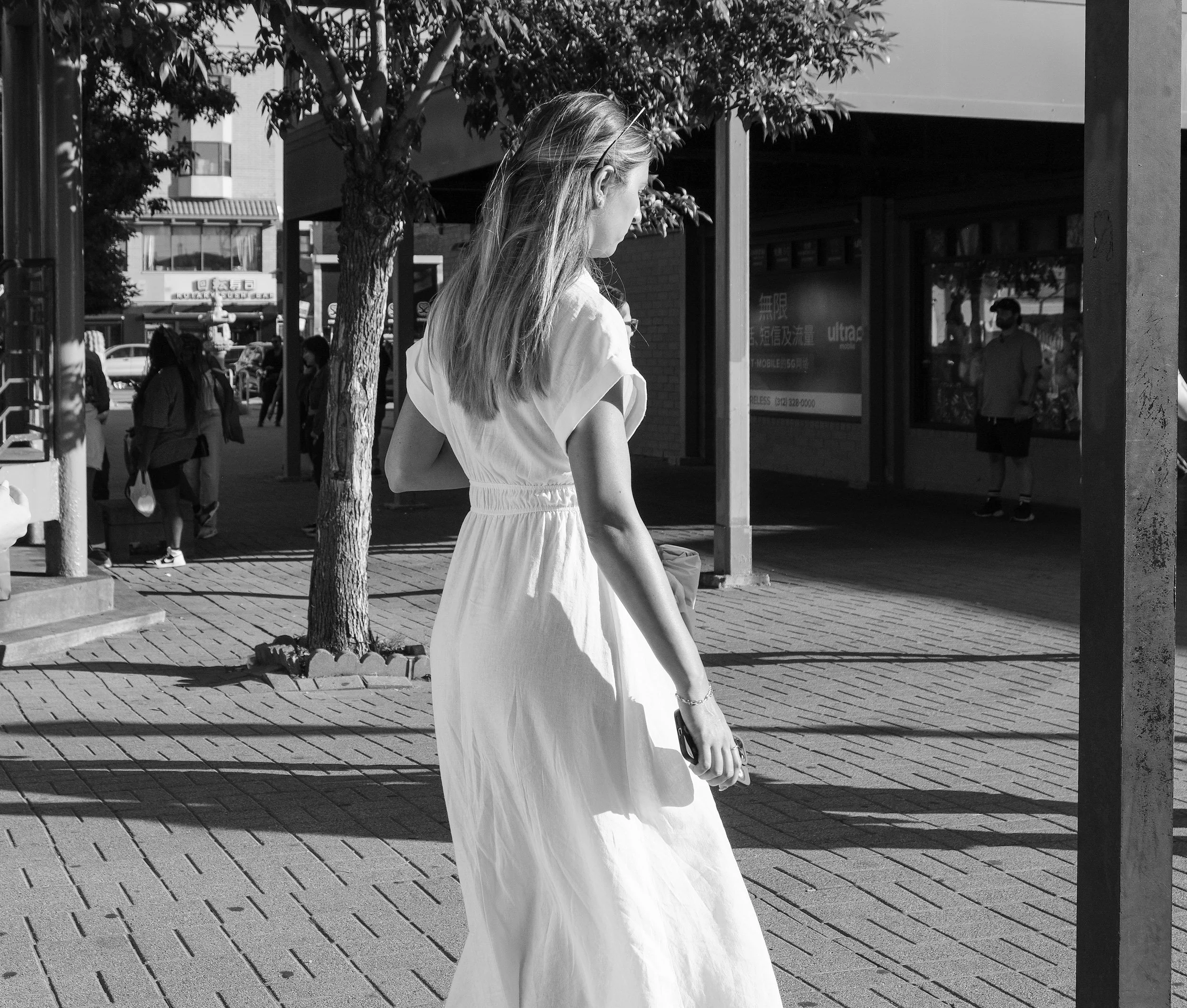 Black and White Street Photography in Chinatown Chicago-17077.jpg