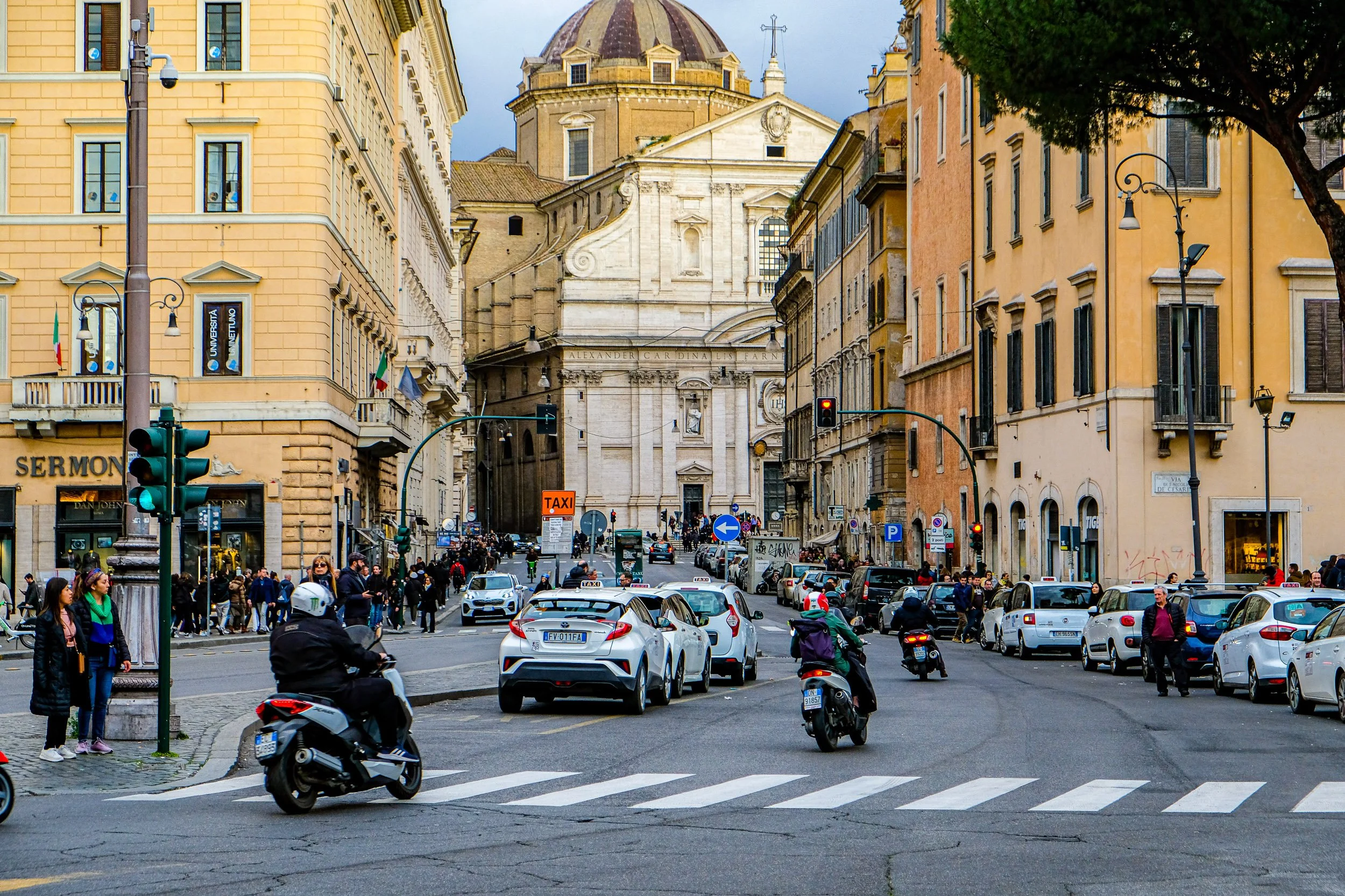 Black and White Street Photography in Chinatown Chicago-17171.jpg