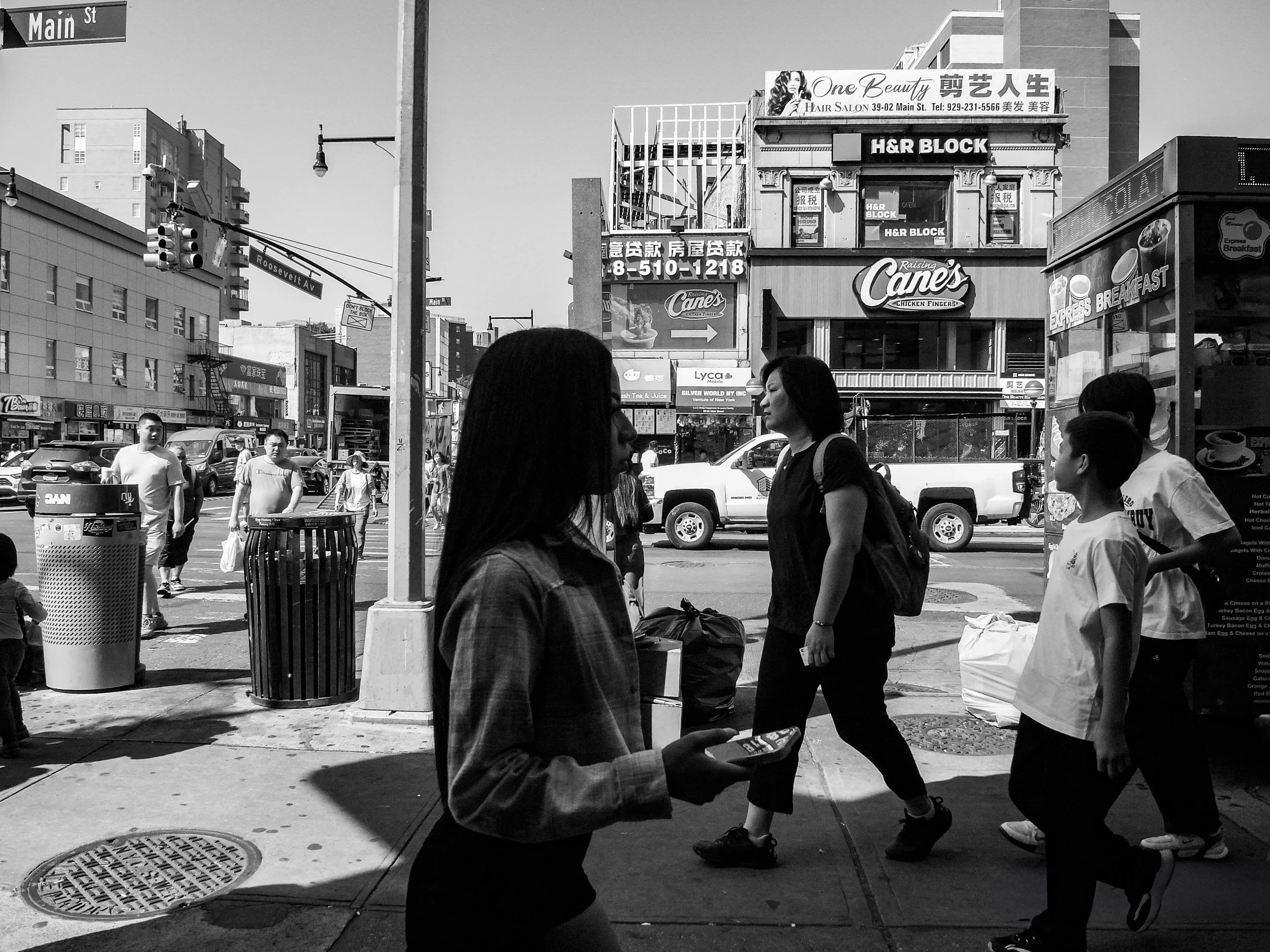 Black and White Street Photography in Chinatown Chicago-17200.jpg